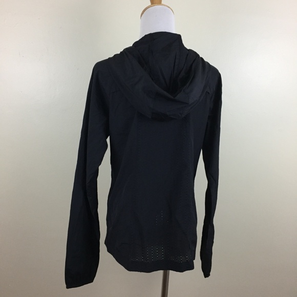 FABLETICS Lightweight Hood Running workout Jacket - Picture 6 of 8